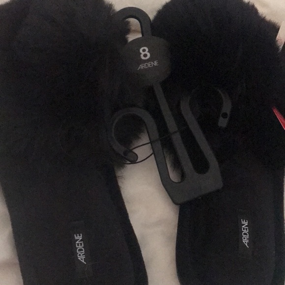 Black fluffy sippers - Picture 4 of 4